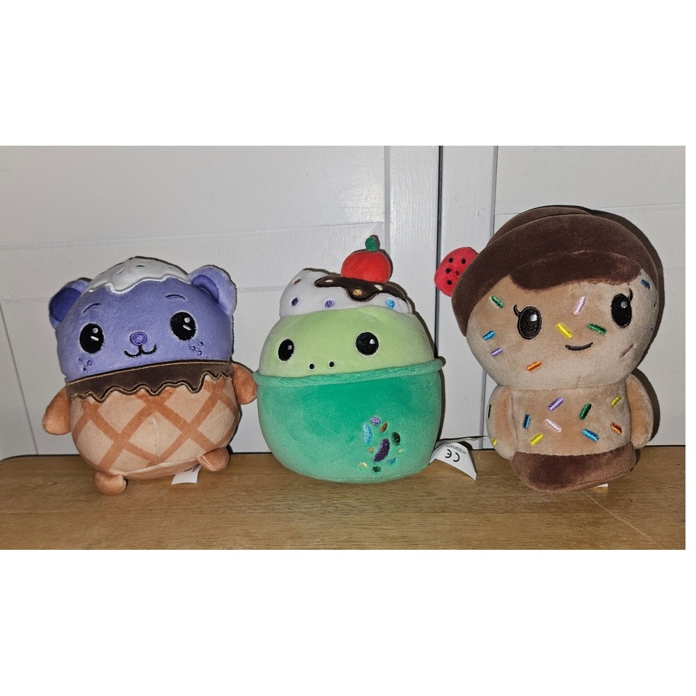 Moriah Elizabeth Mystery Plush Set 3pc Waffle Bear Turtle Sundae Sprinkle Girl